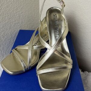 Stuart Weitzman Gold Patent Leather Slingback Sandals Women's Size: 5.5